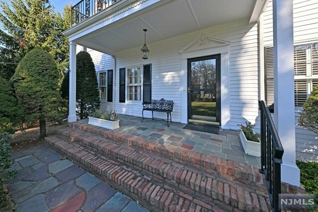 Property Photo:  267 East Franklin Turnpike  NJ 07423 