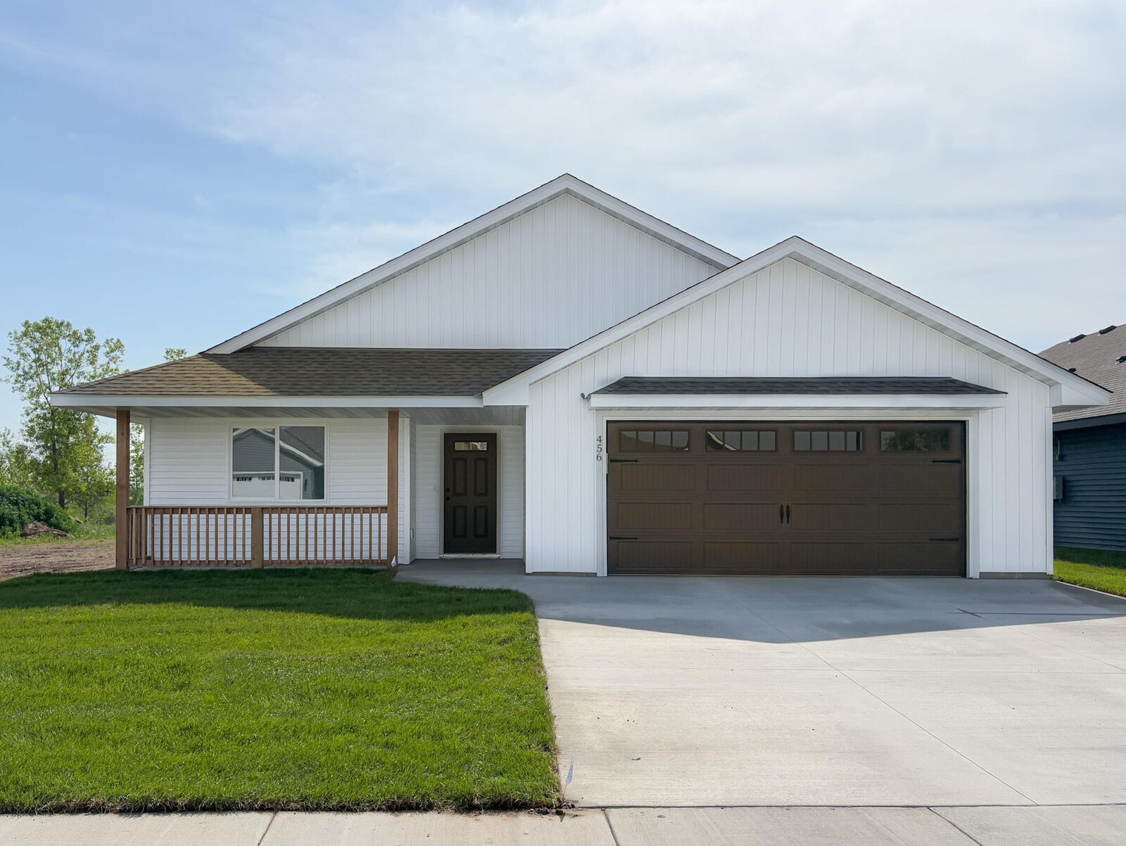 Property Photo:  456 53rd Avenue SE  MN 56304 