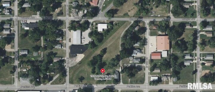 Property Photo:  1526 Perkins Avenue  IL 62864 