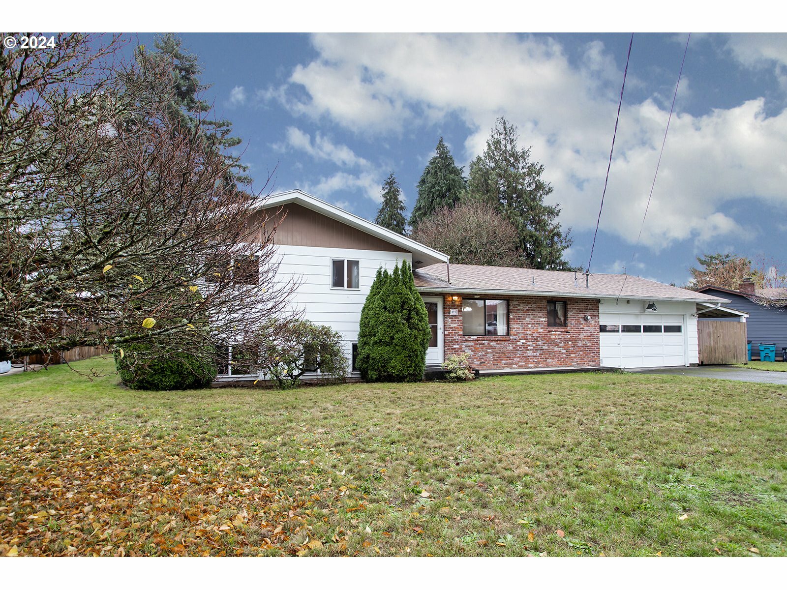 Property Photo:  421 NW 69th St  WA 98665 