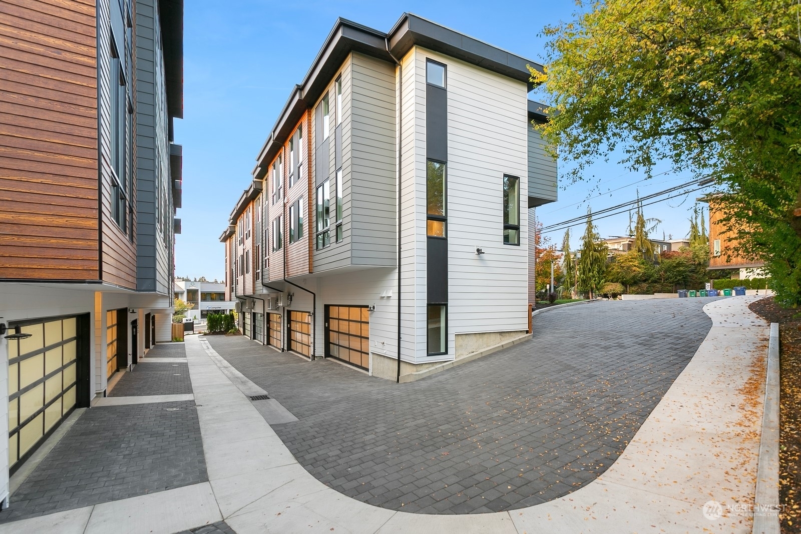 Property Photo: 117 6th Street A WA 98033