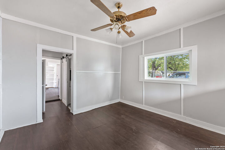 Property Photo: 2311 El Paso St TX 78207