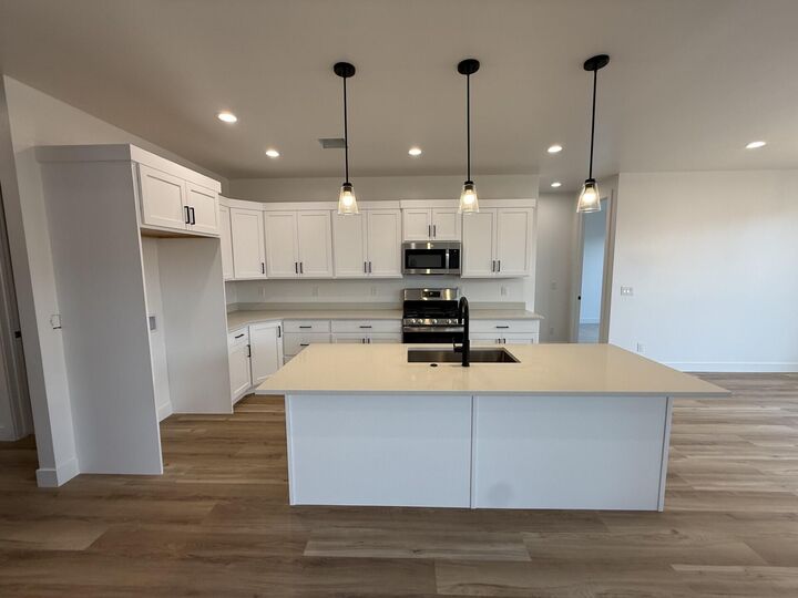 Property Photo:  2223 W 380 S  UT 84737 