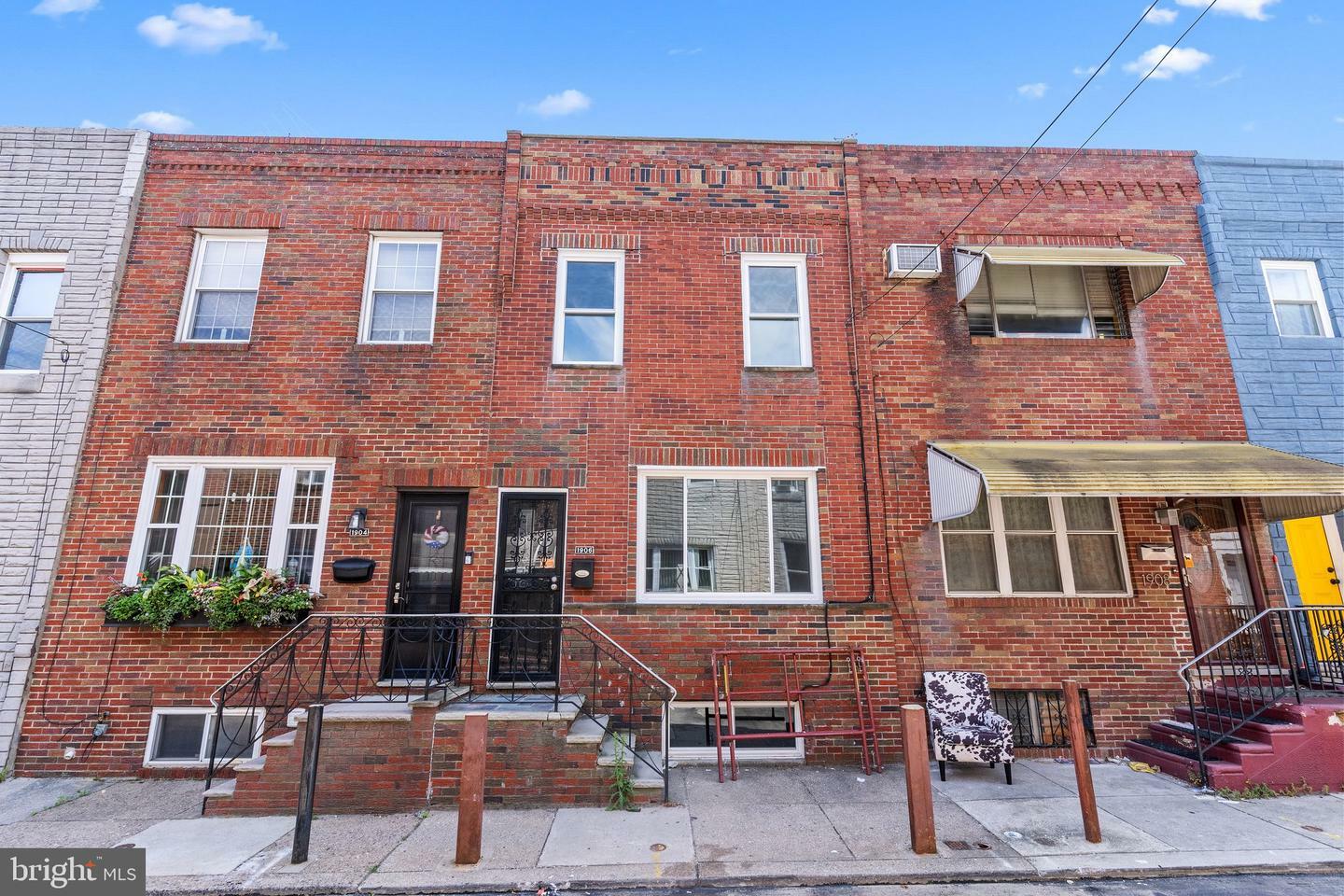 Property Photo:  1906 Durfor Street  PA 19145 