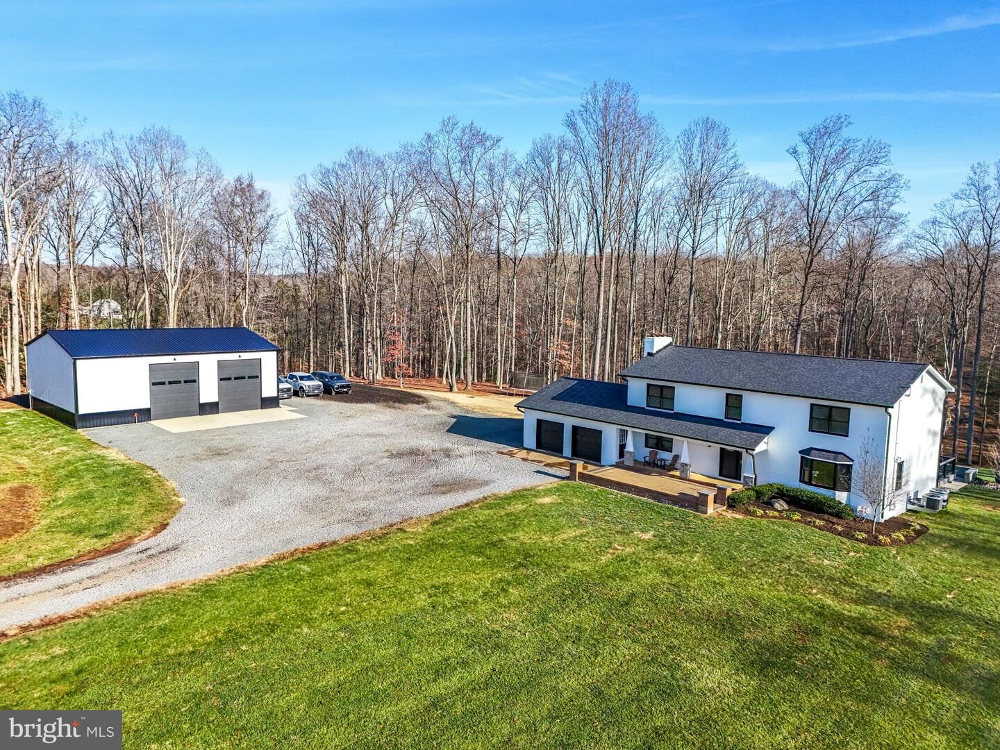 Property Photo:  8407 Red Fox Lane  VA 20186 