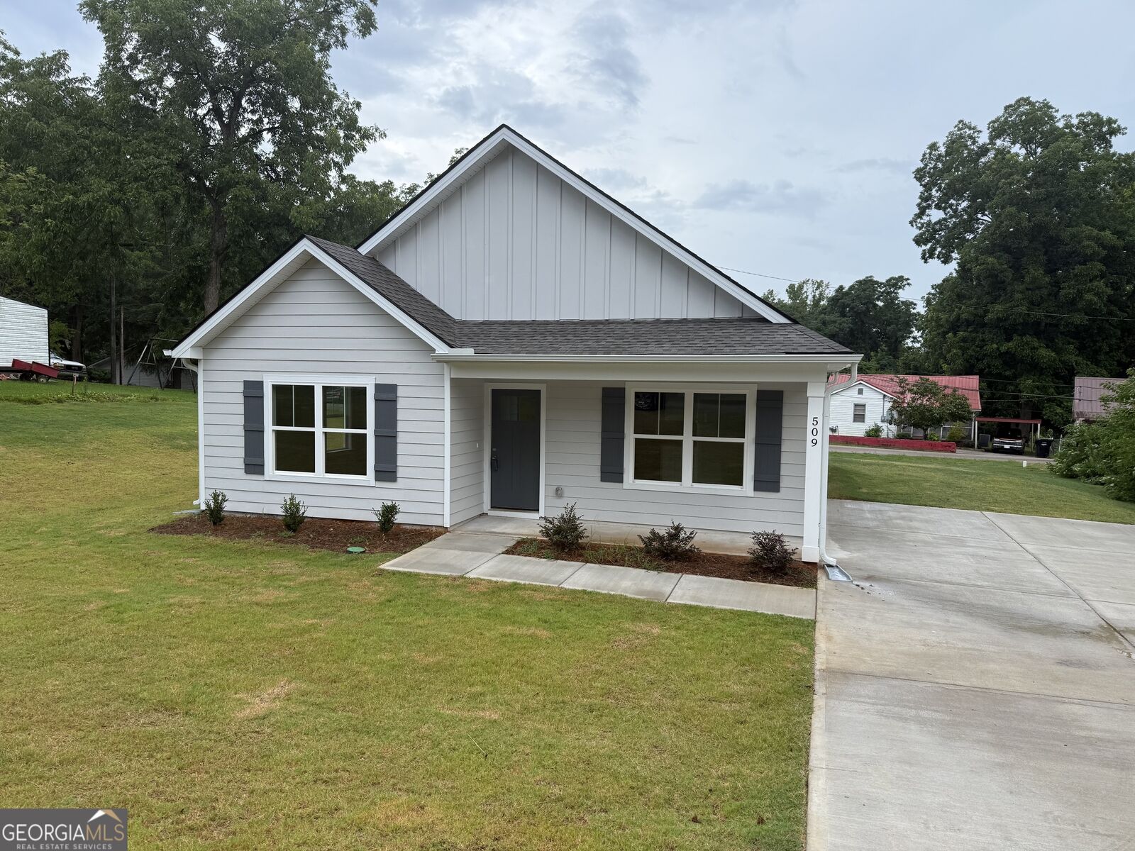 Property Photo:  509 Cleveland Street  GA 31833 