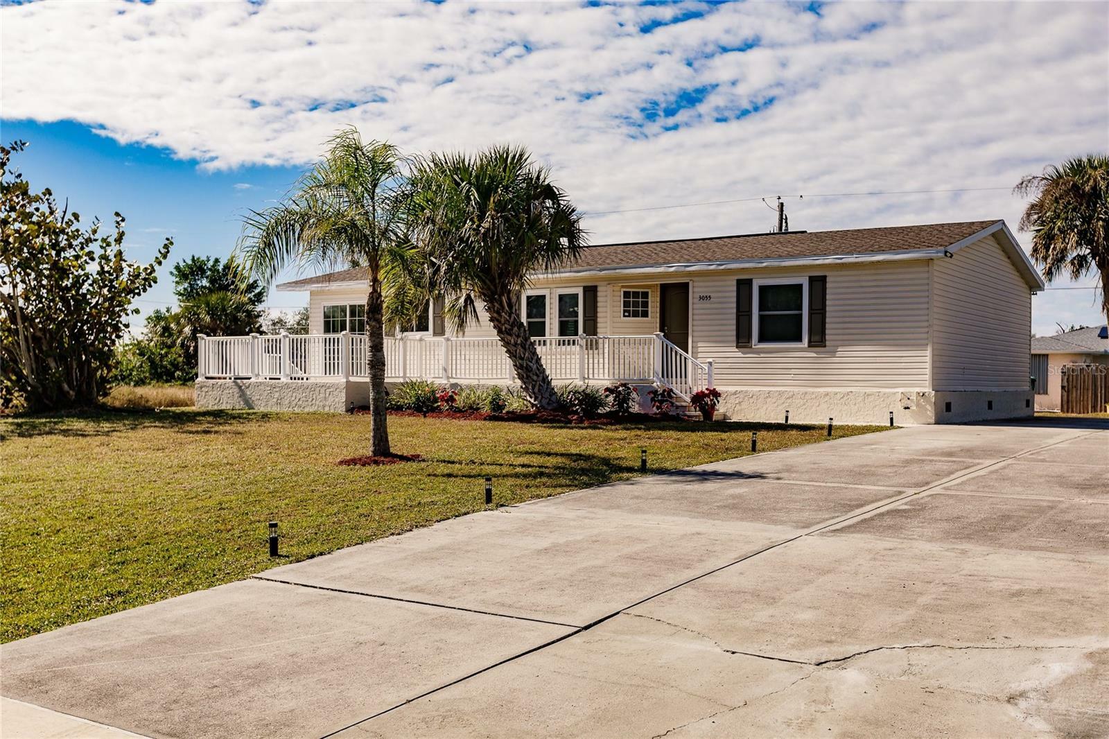 Property Photo:  3055 Daffodil Terrace  FL 33983 