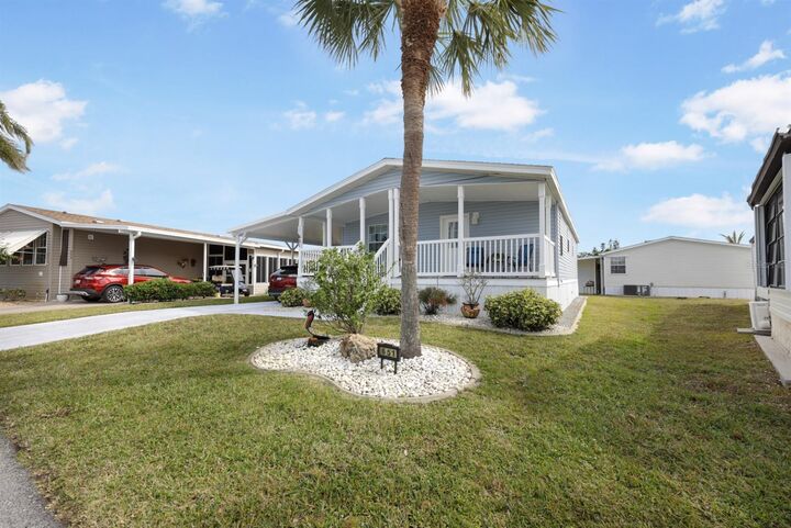 Property Photo:  2100 Kings Highway 651  FL 33980 