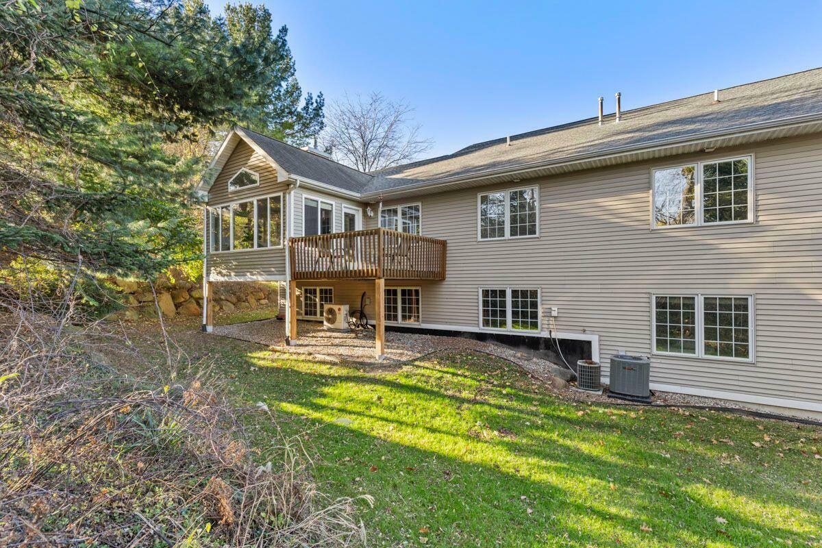 Property Photo:  1814 Corville Court NW  MI 49504 