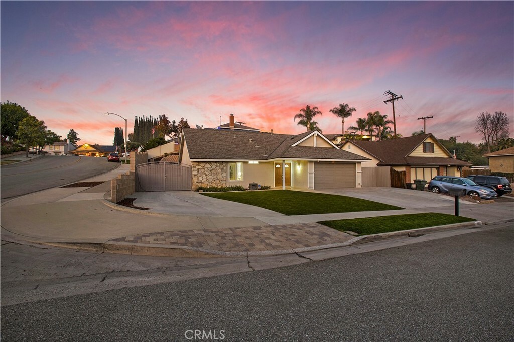 Property Photo:  385 Buttonwood Drive  CA 92821 