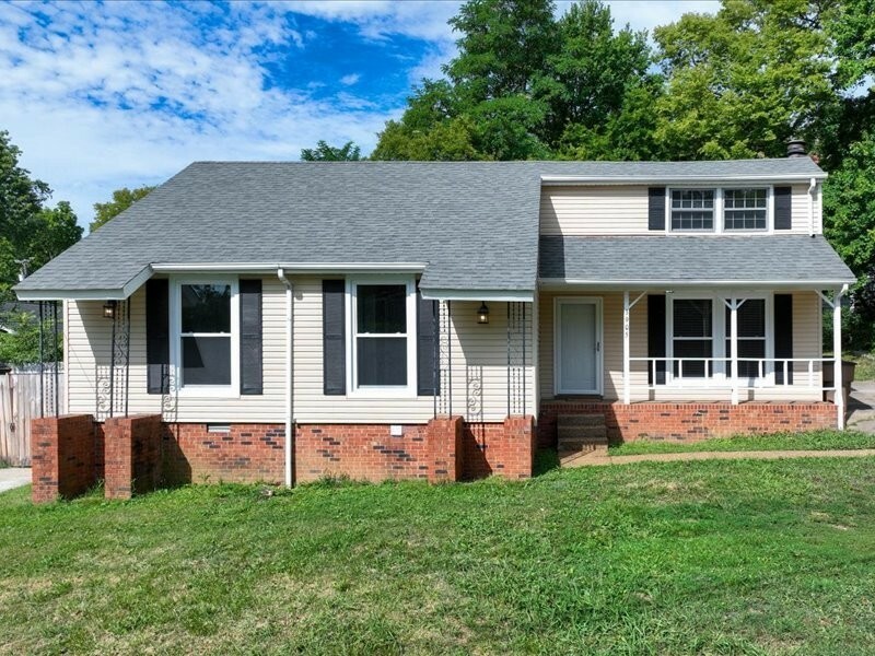 Property Photo:  3905 Bradley Ct  TN 37013 