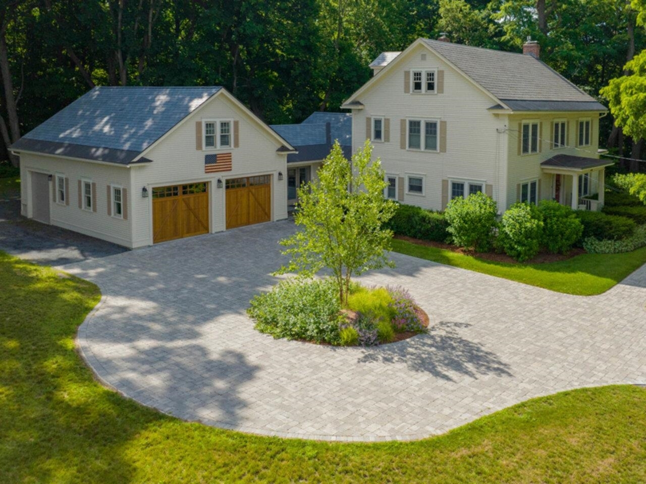 Property Photo: 270 Shelburne Street VT 05401