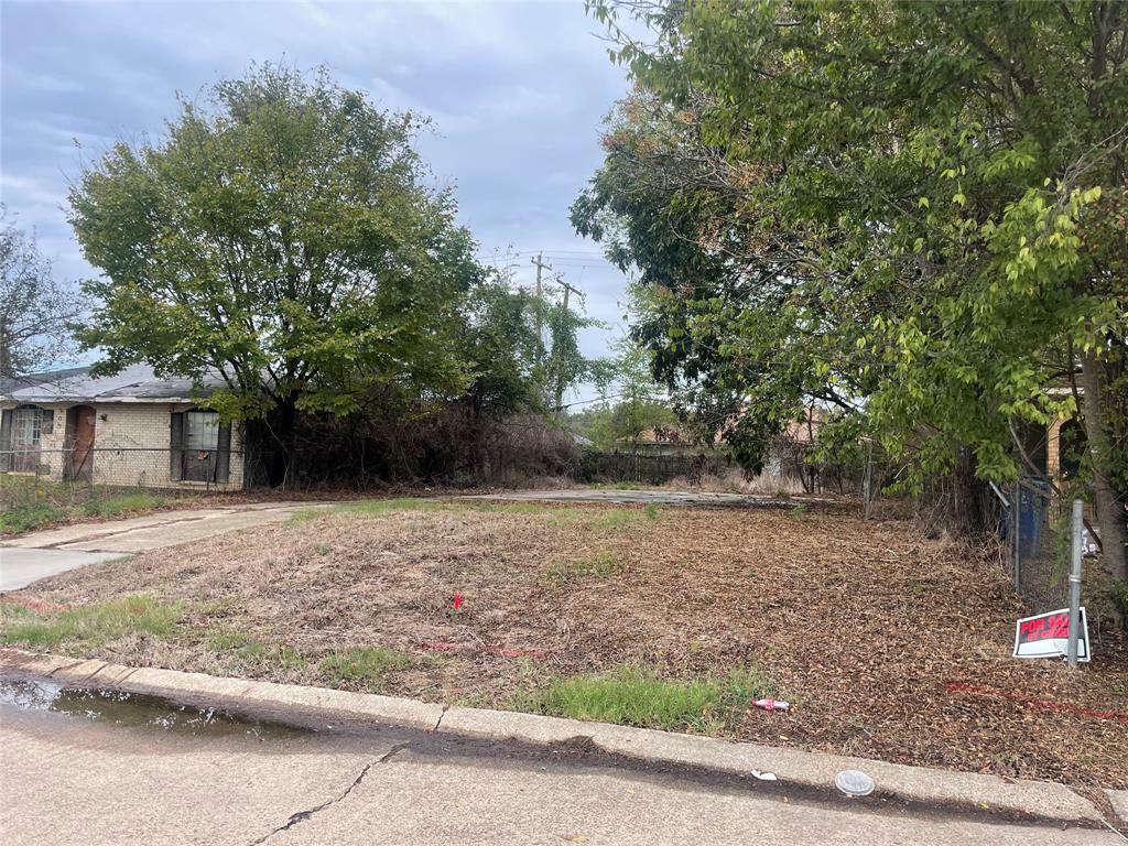 Property Photo:  213 N Emerald Loop  LA 71106 