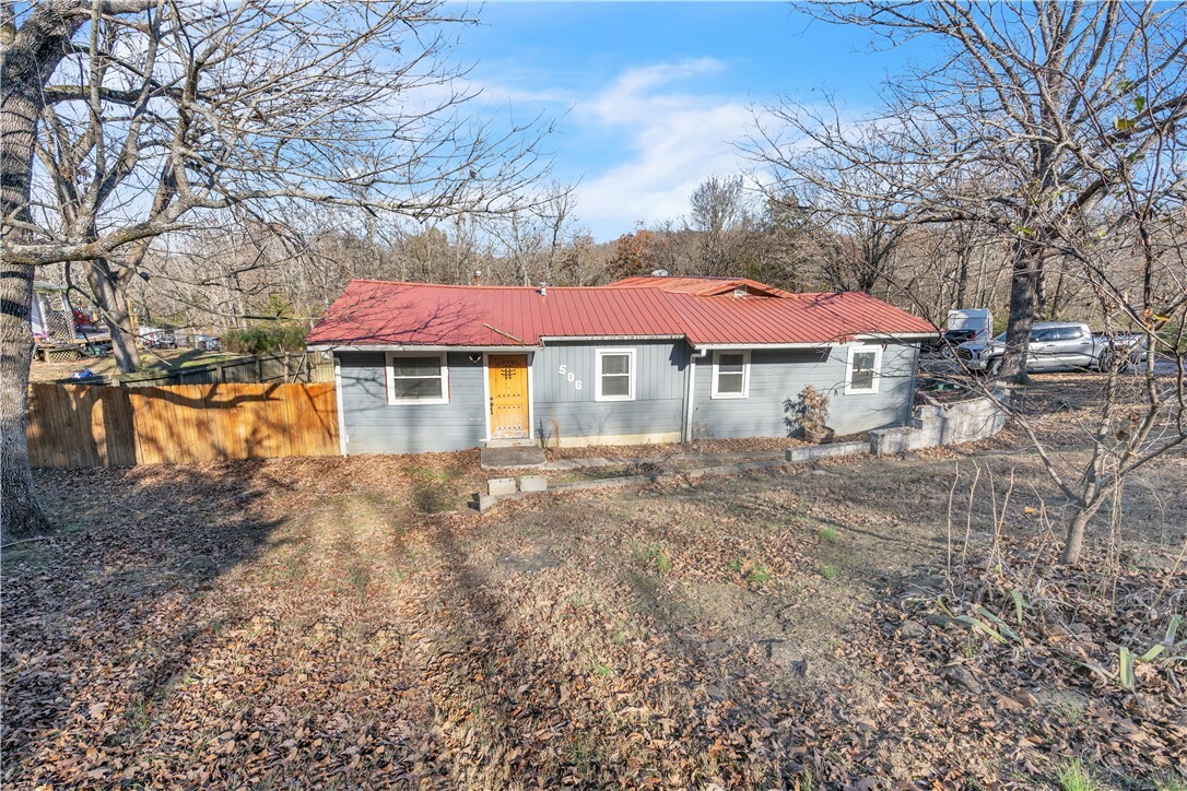 Property Photo:  506 W Whillock Street  AR 72701 