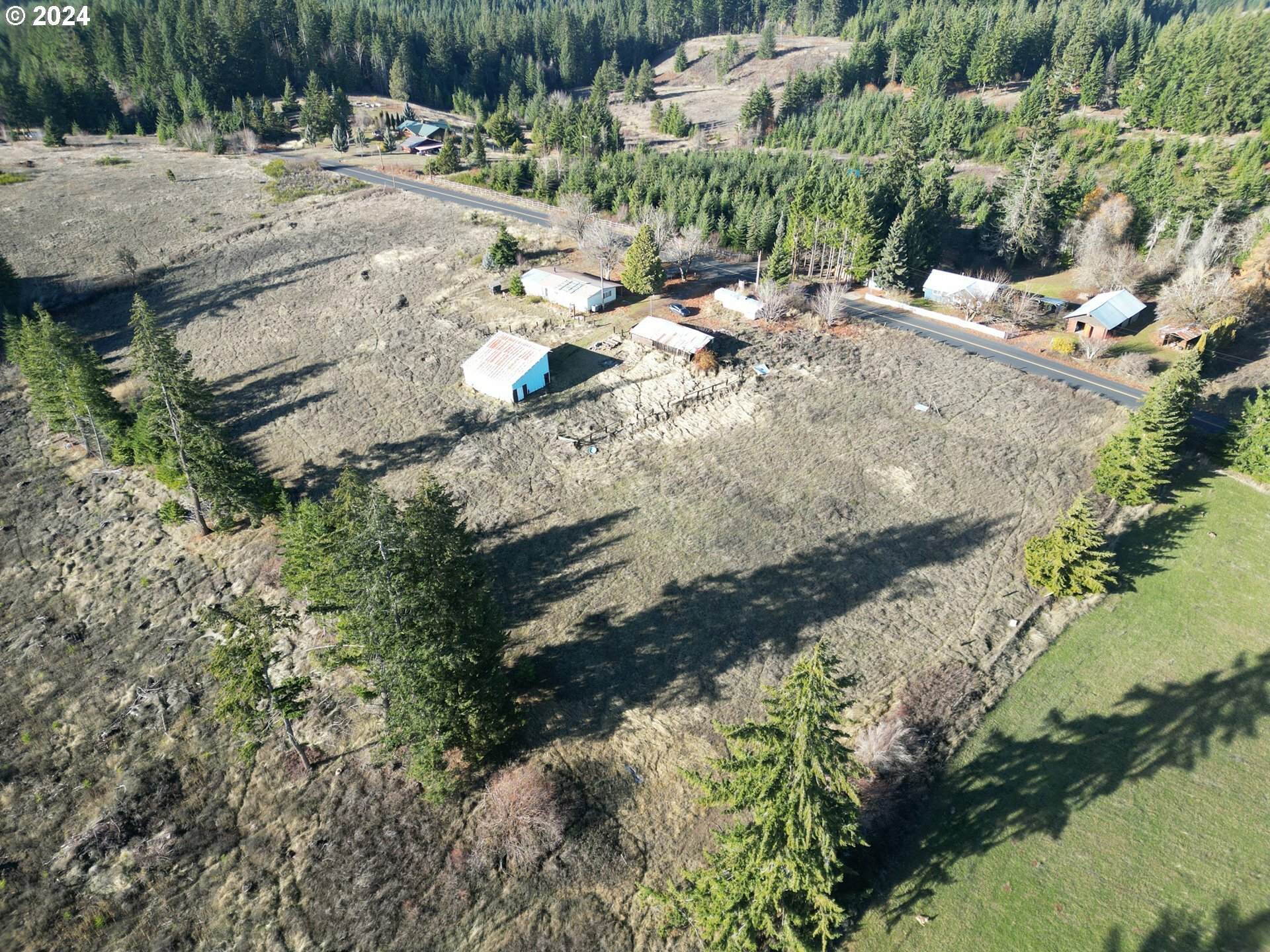 Property Photo:  232 Bates Rd  WA 98672 