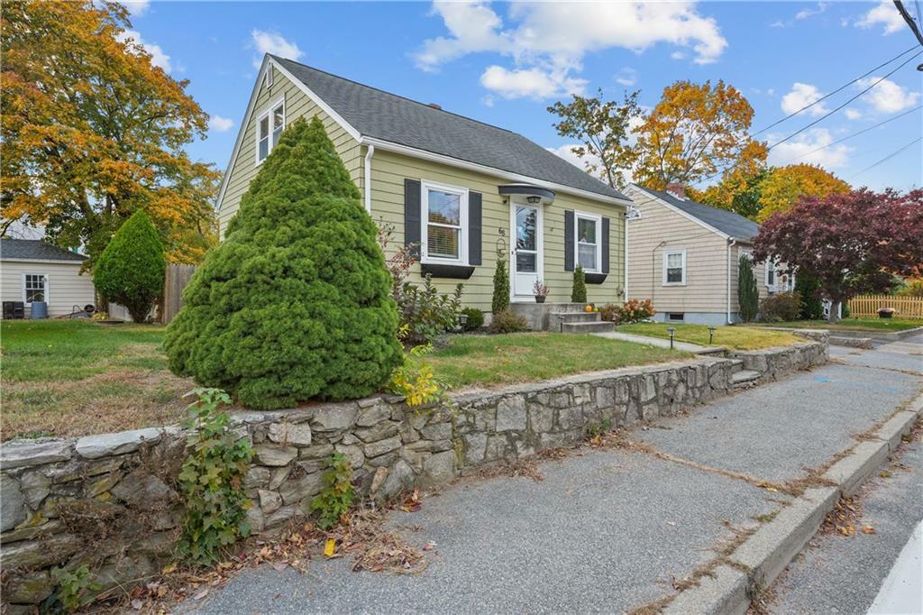 Property Photo:  68 Dean Avenue  RI 02917 