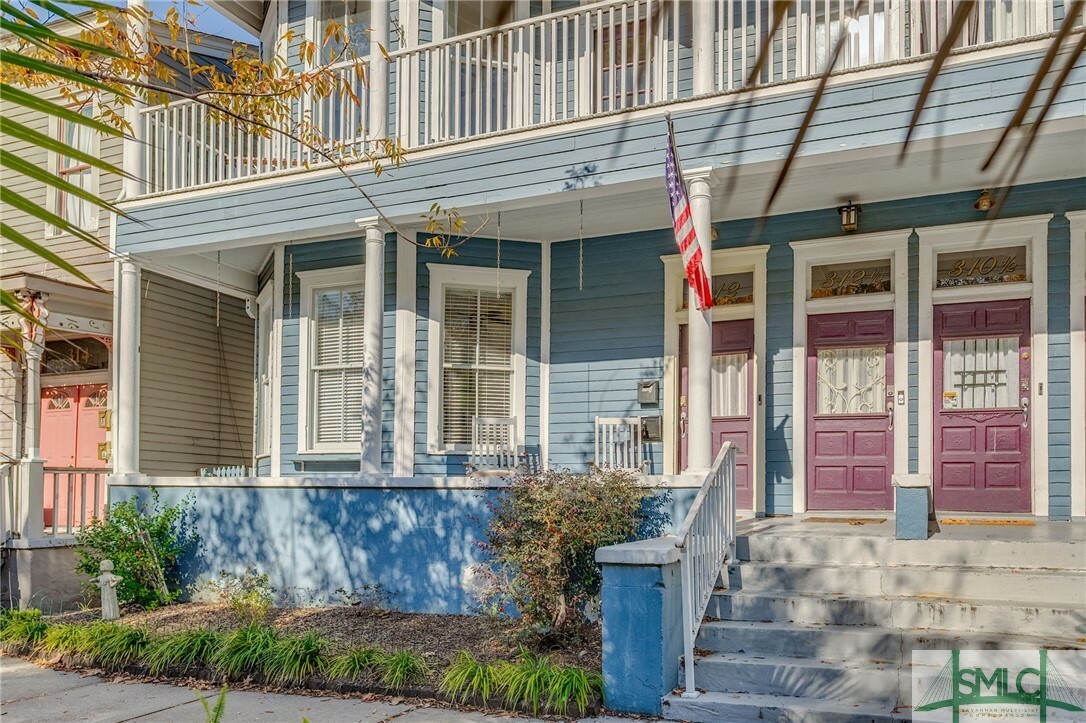 Property Photo:  312 W Hall Street A  GA 31401 