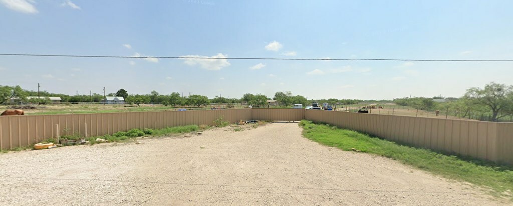 Property Photo:  6242 Navajo Rd  TX 76903 