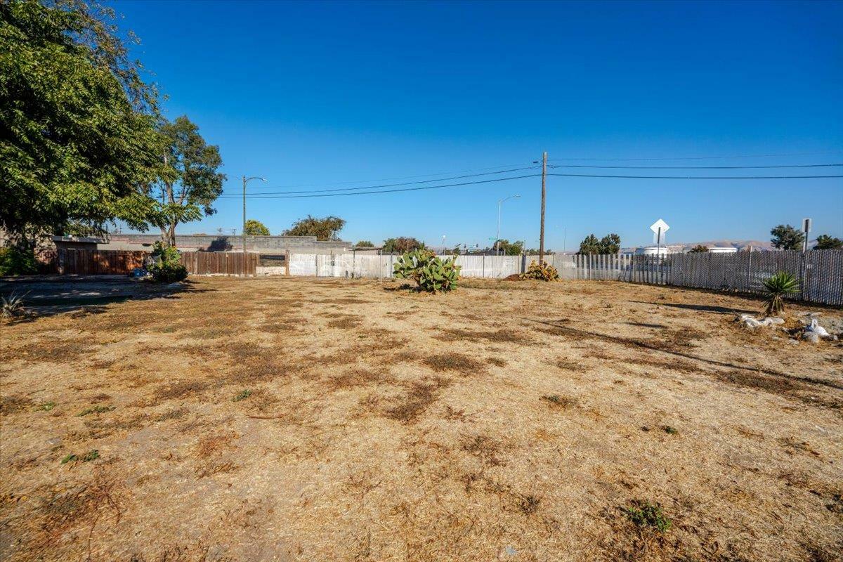 Property Photo:  0 East Hedding Street  CA 95112 