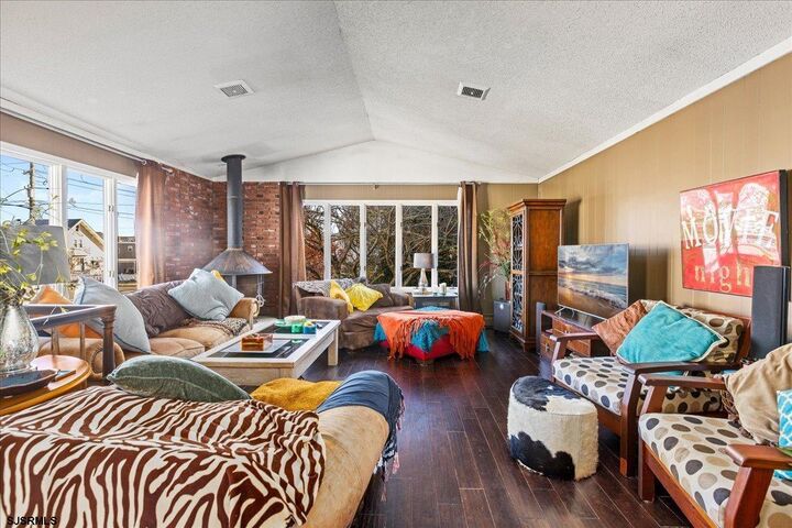Property Photo: 300 Wesley Ave NJ 08266