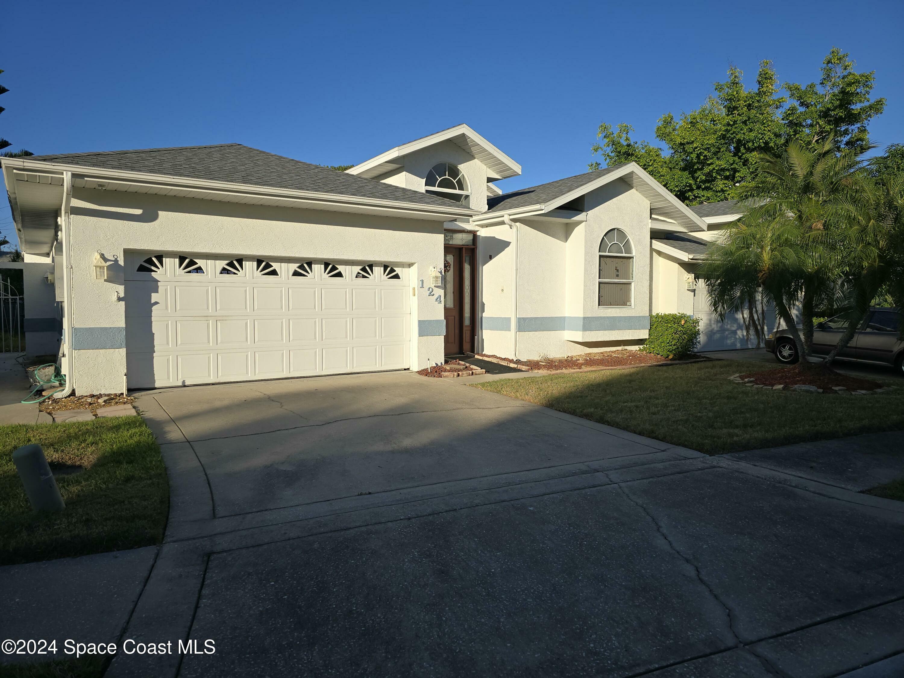 Property Photo:  124 Ocean Garden Lane  FL 32920 