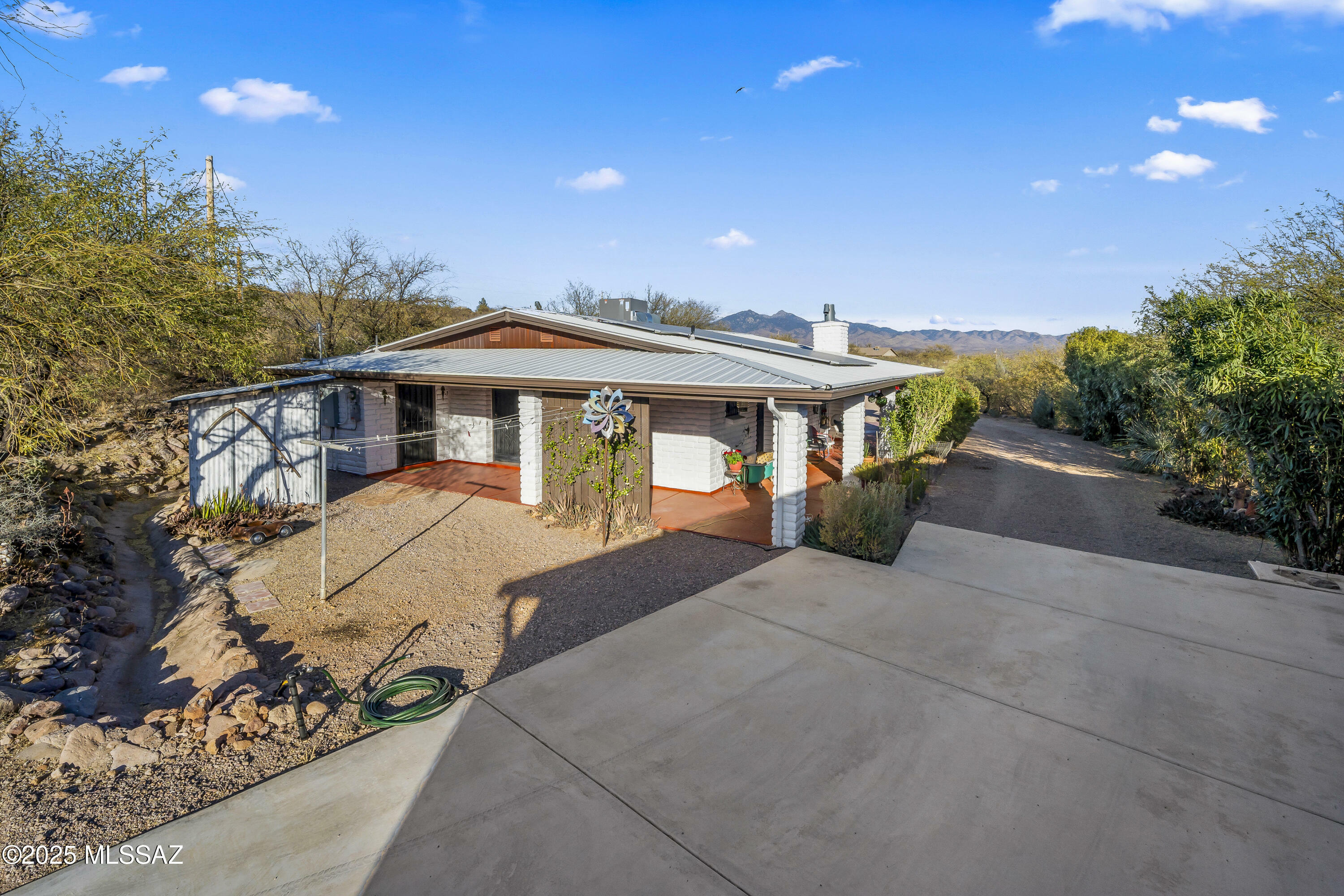 Property Photo: 23 Alegria Road AZ 85646