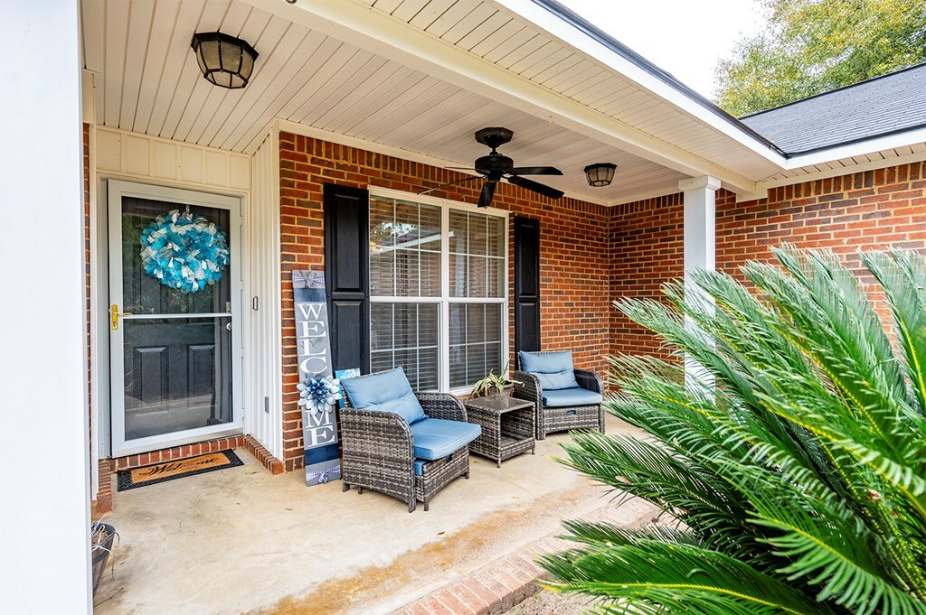 Property Photo:  136 Robertson Drive  GA 31763 