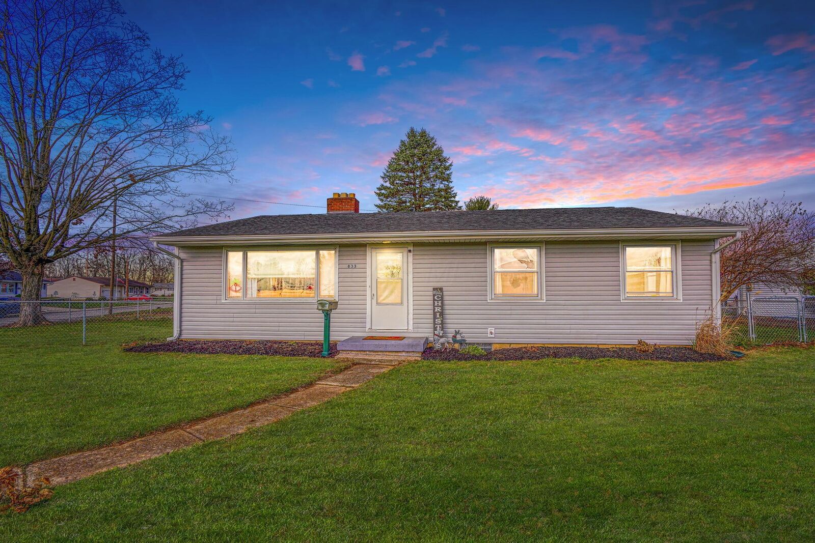 Property Photo: 833 Hardin Drive OH 45601