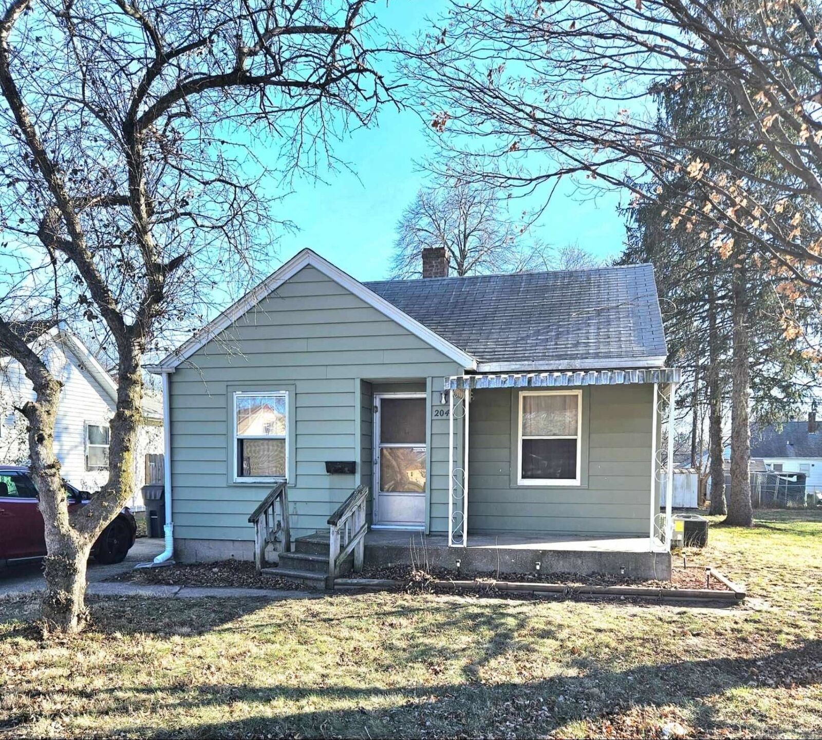 Property Photo: 2046 E Gorton Street WI 53511