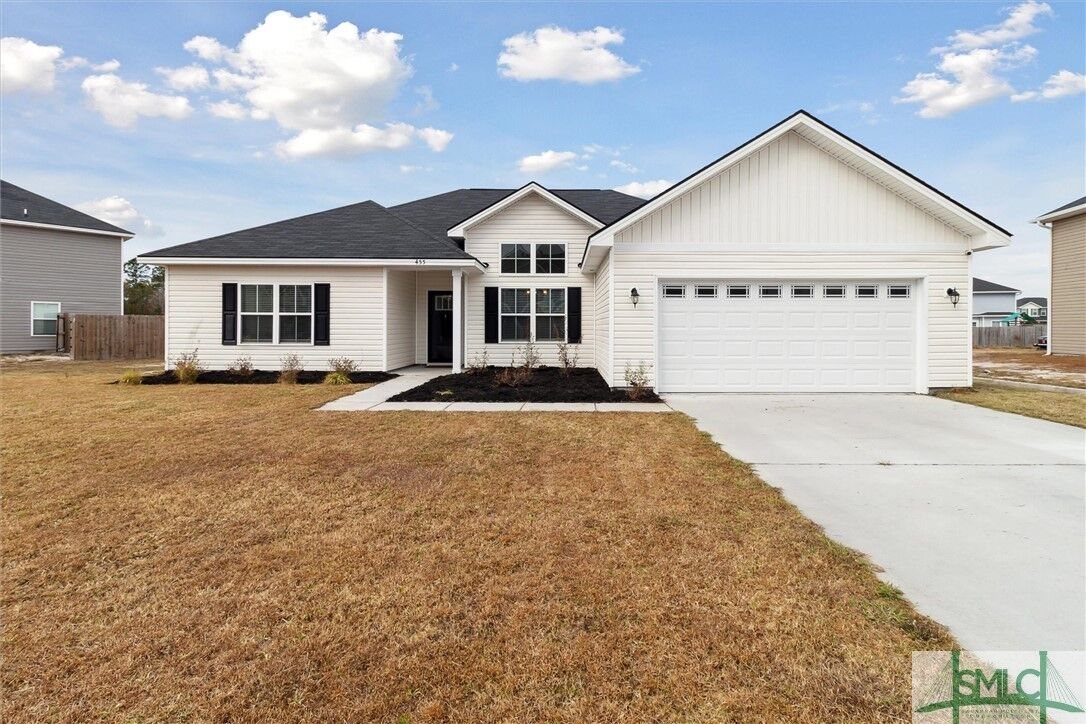 Property Photo:  455 Rutledge Drive  GA 31313 