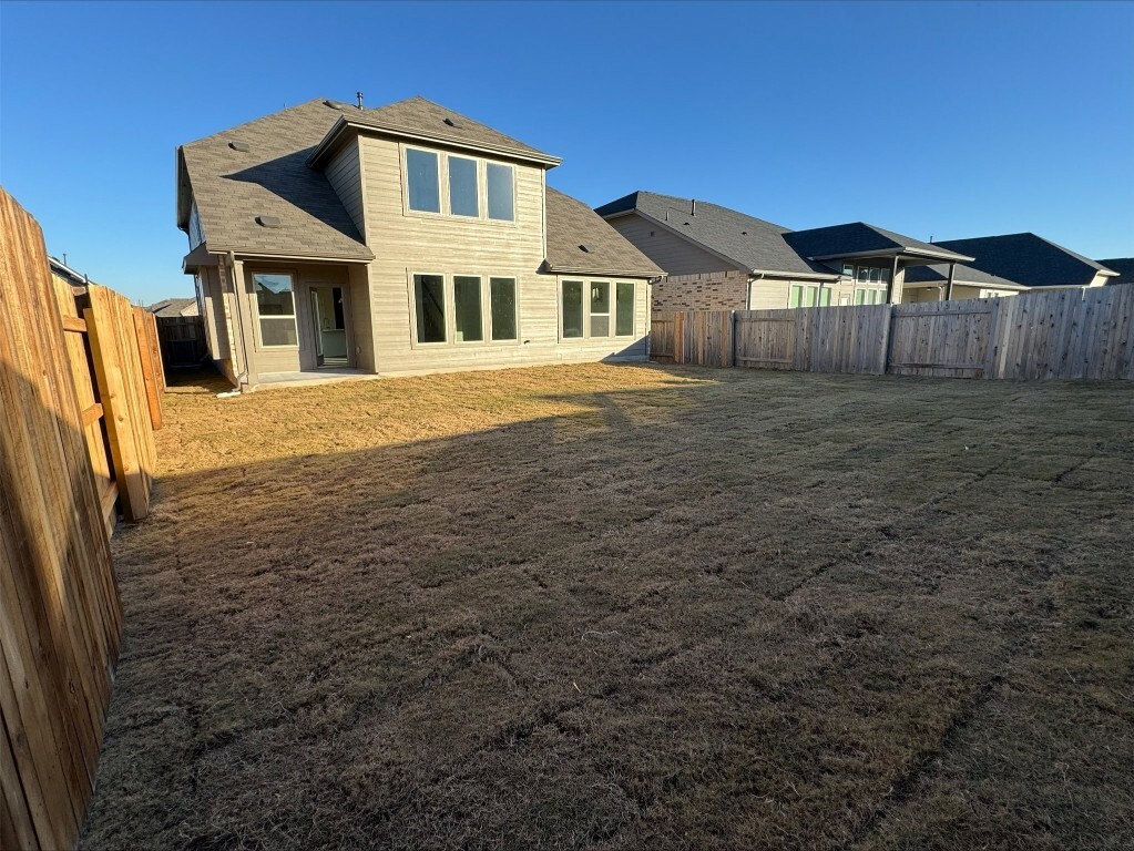 Property Photo:  528 Durian Loop  TX 78610 