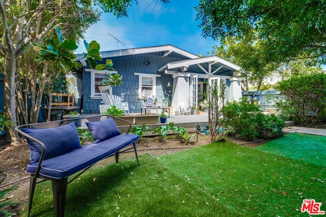 Property Photo:  755   Marco Pl  CA 90291 