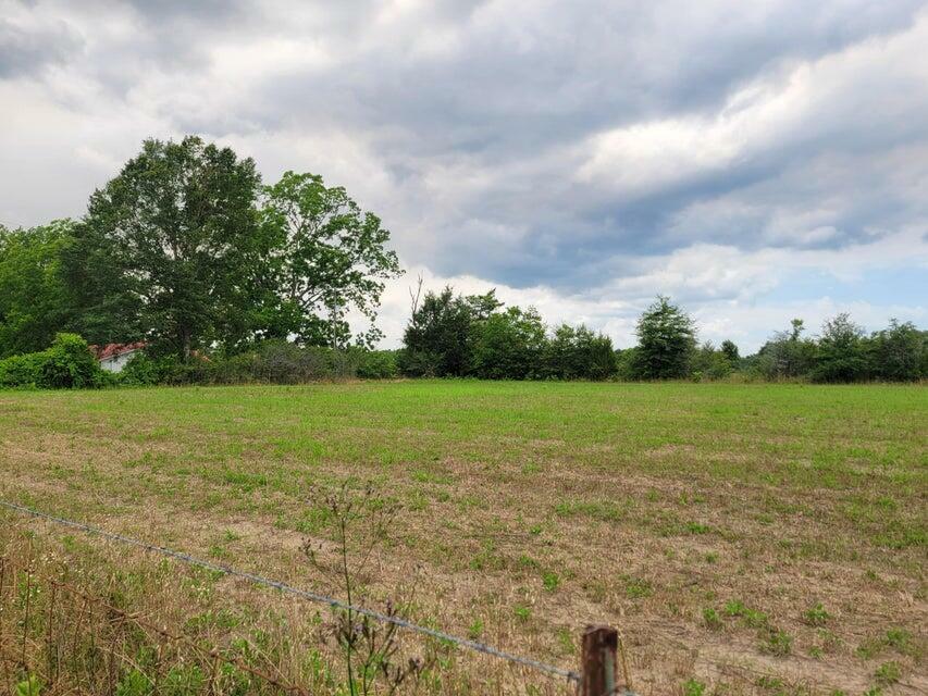 Property Photo: 682 Williams Road FL 32433