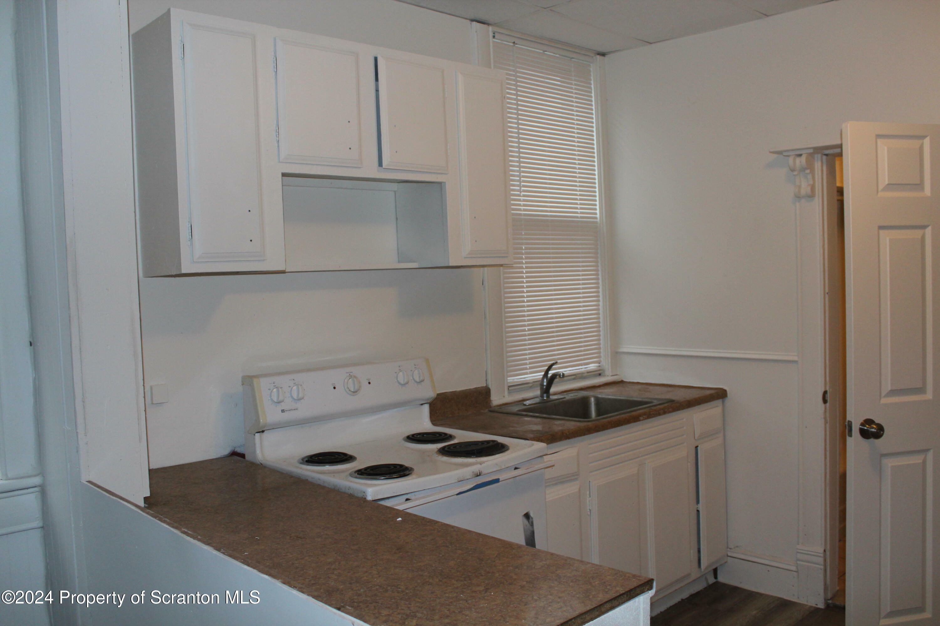 Property Photo:  139 South Street Unit 5  PA 18472 