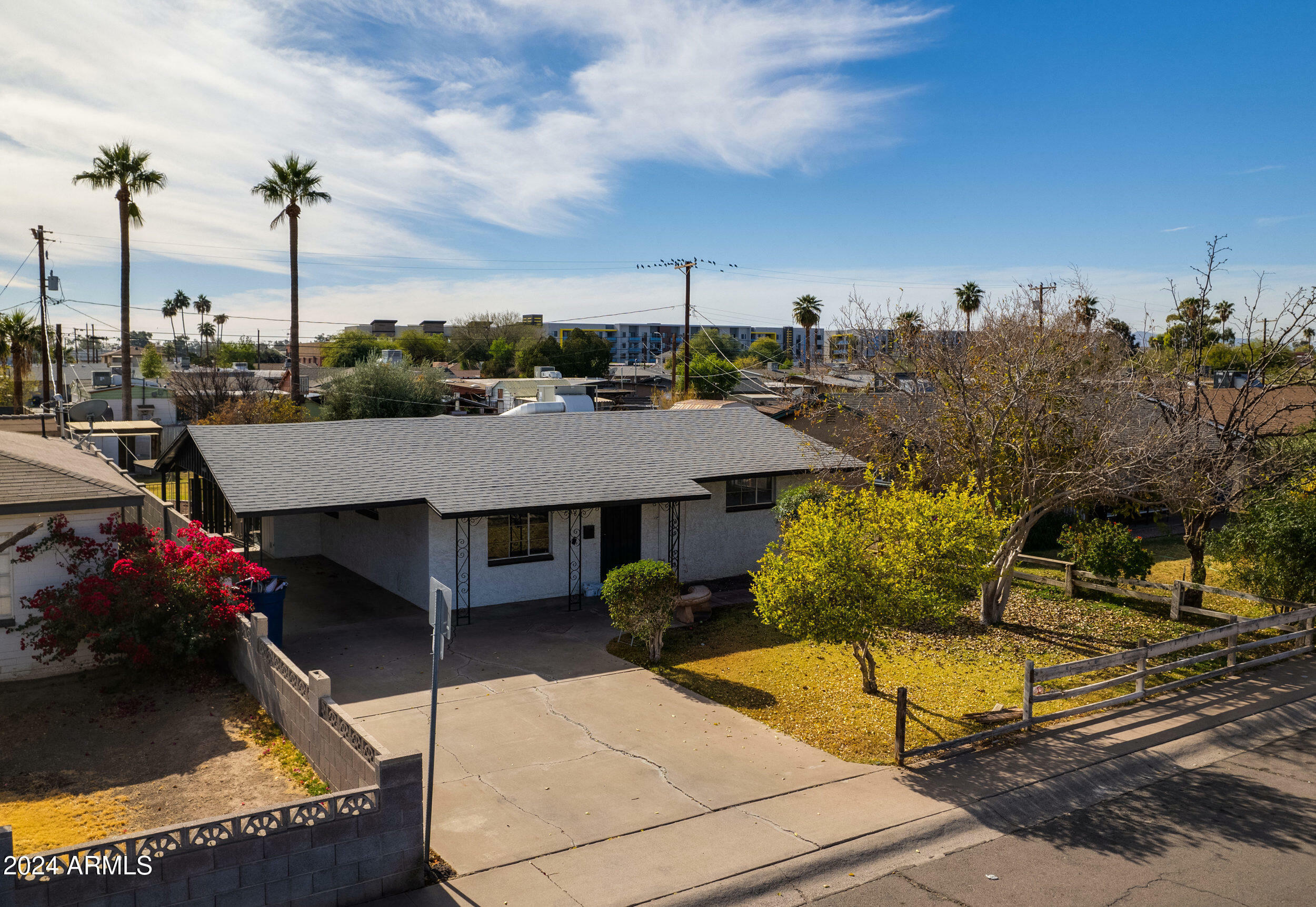 Property Photo:  2089 E Don Carlos Avenue  AZ 85281 