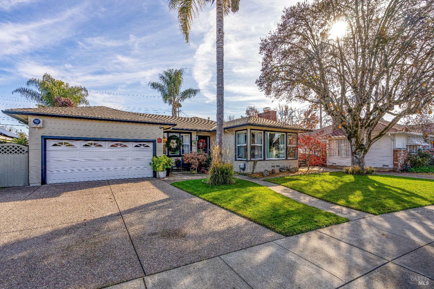 Property Photo:  1918 Geary Drive  CA 95404 