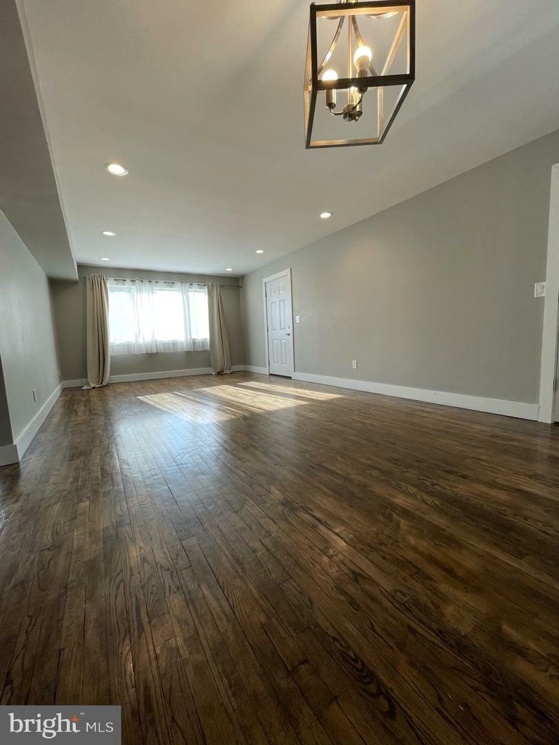 Property Photo:  1801 Muriel Court  NJ 08540 