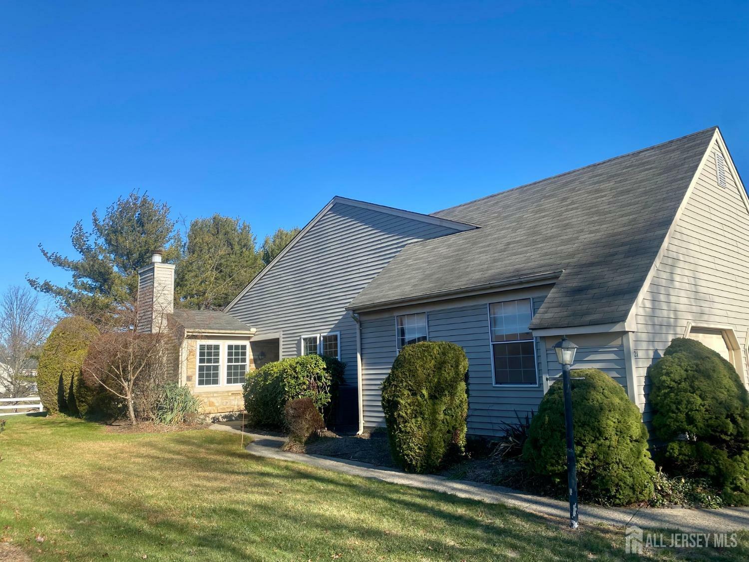 Property Photo:  21 Ethan Allen Drive  NJ 08831 