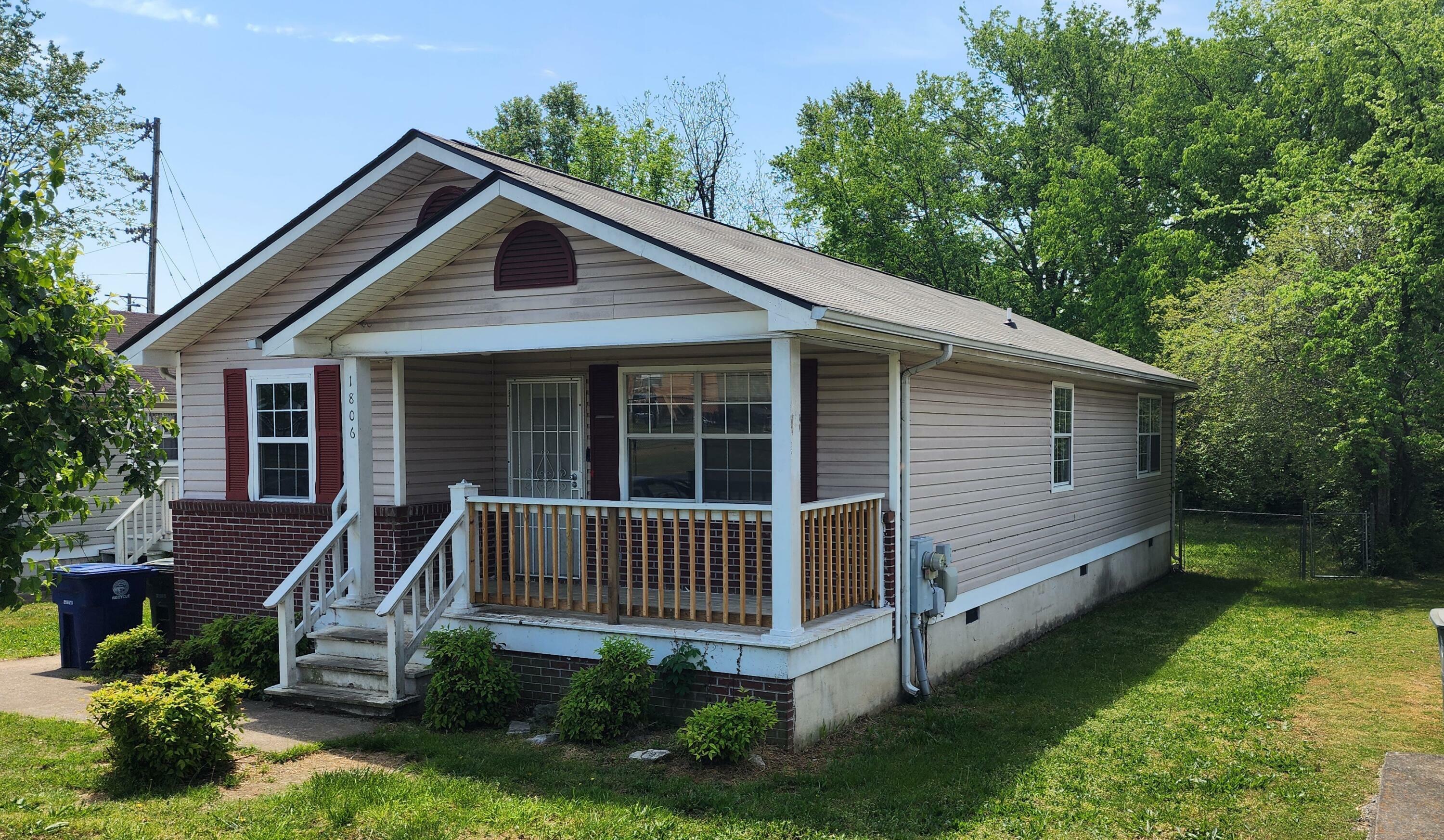 Property Photo: 1806 Bennett Avenue TN 37404