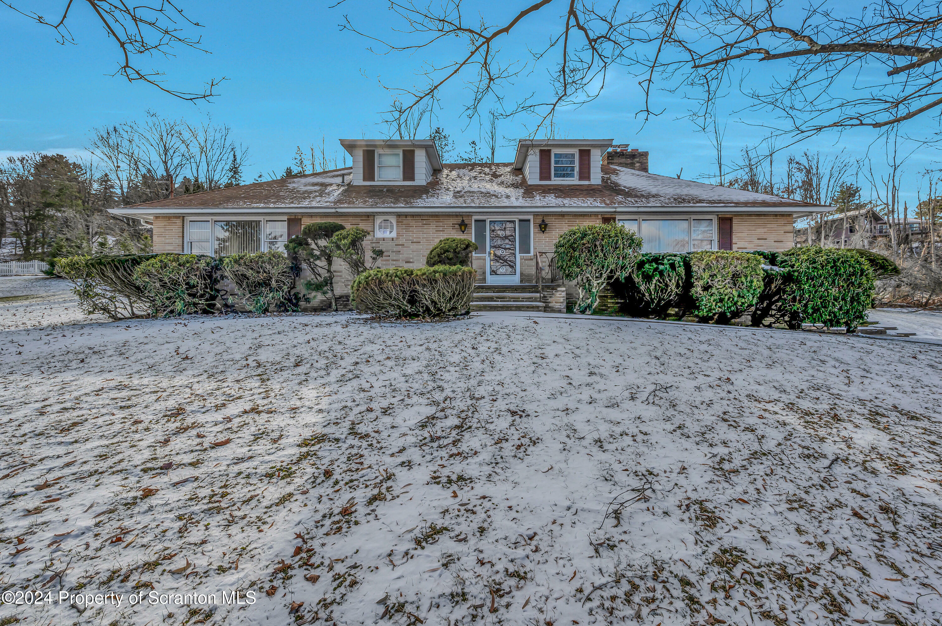 Property Photo:  141 Jermyn Drive  PA 18411 