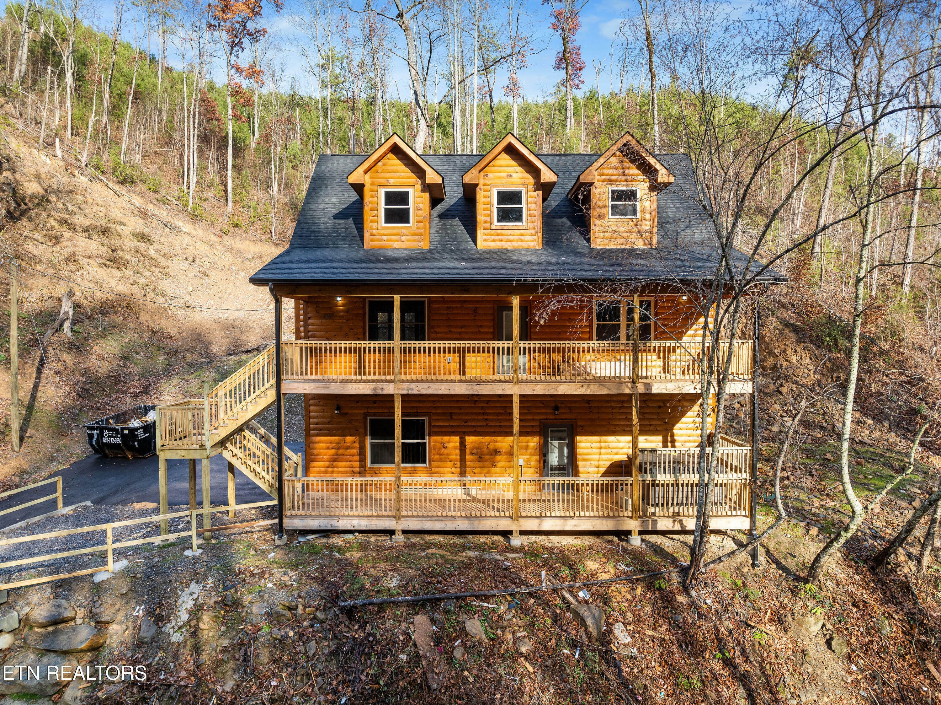 1045 Deep Hollow Rd  Gatlinburg TN 37738 photo