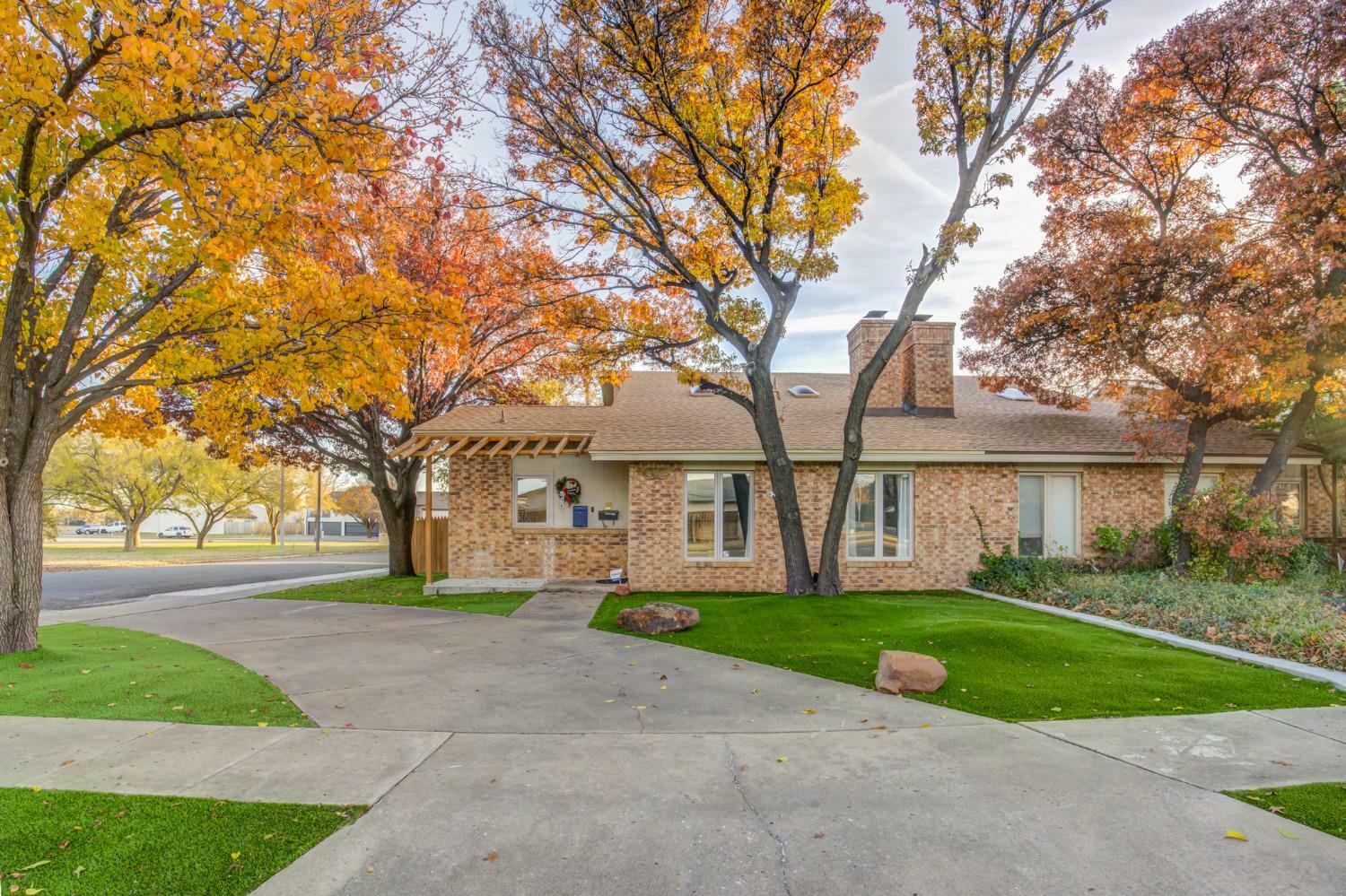 Property Photo: 3201 61st Street TX 79413