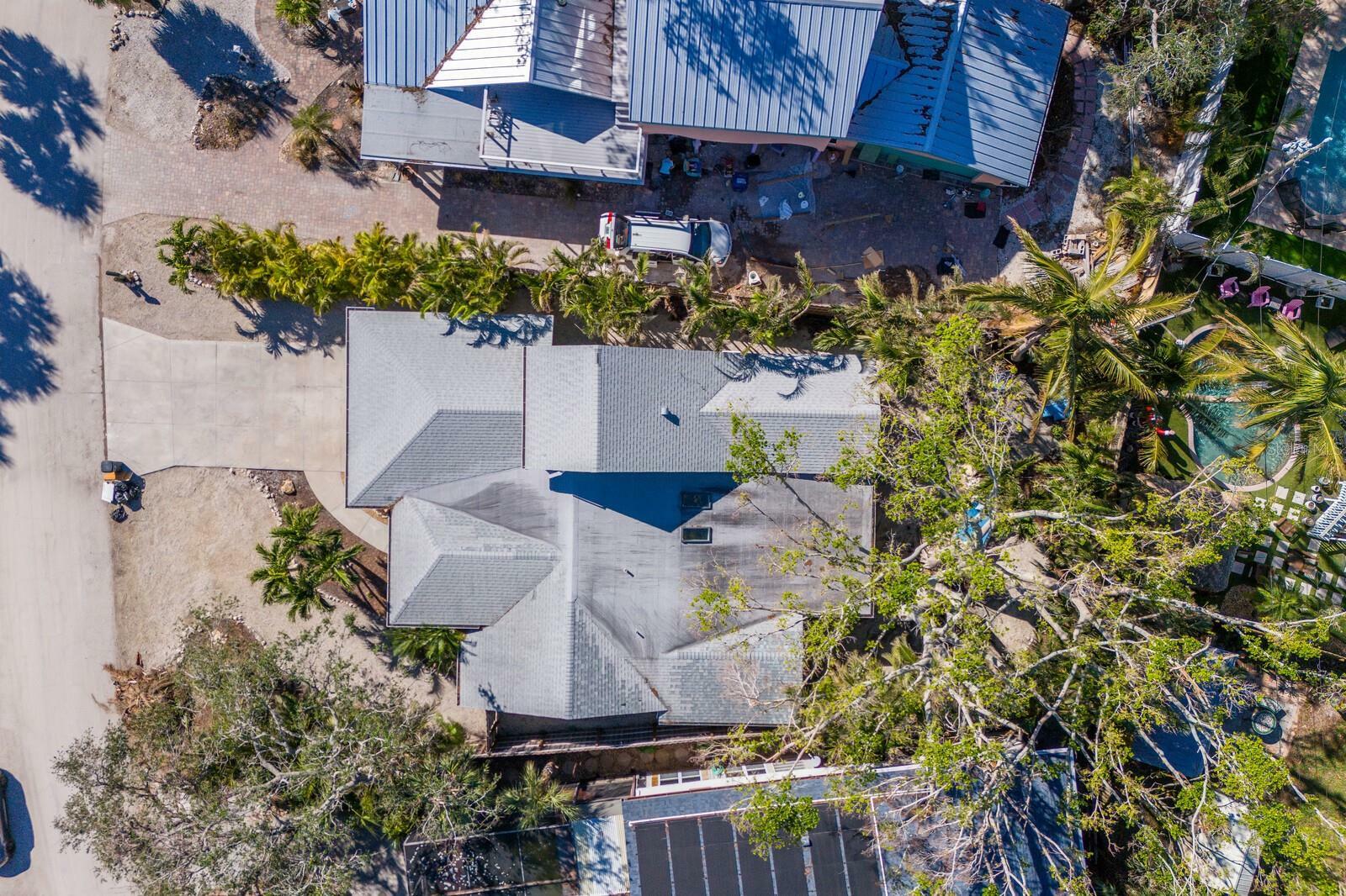 Property Photo: 633 Calle De Peru FL 34242