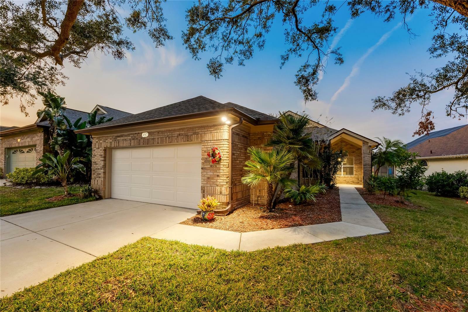 Property Photo: 480 Arrowmount Place FL 32746