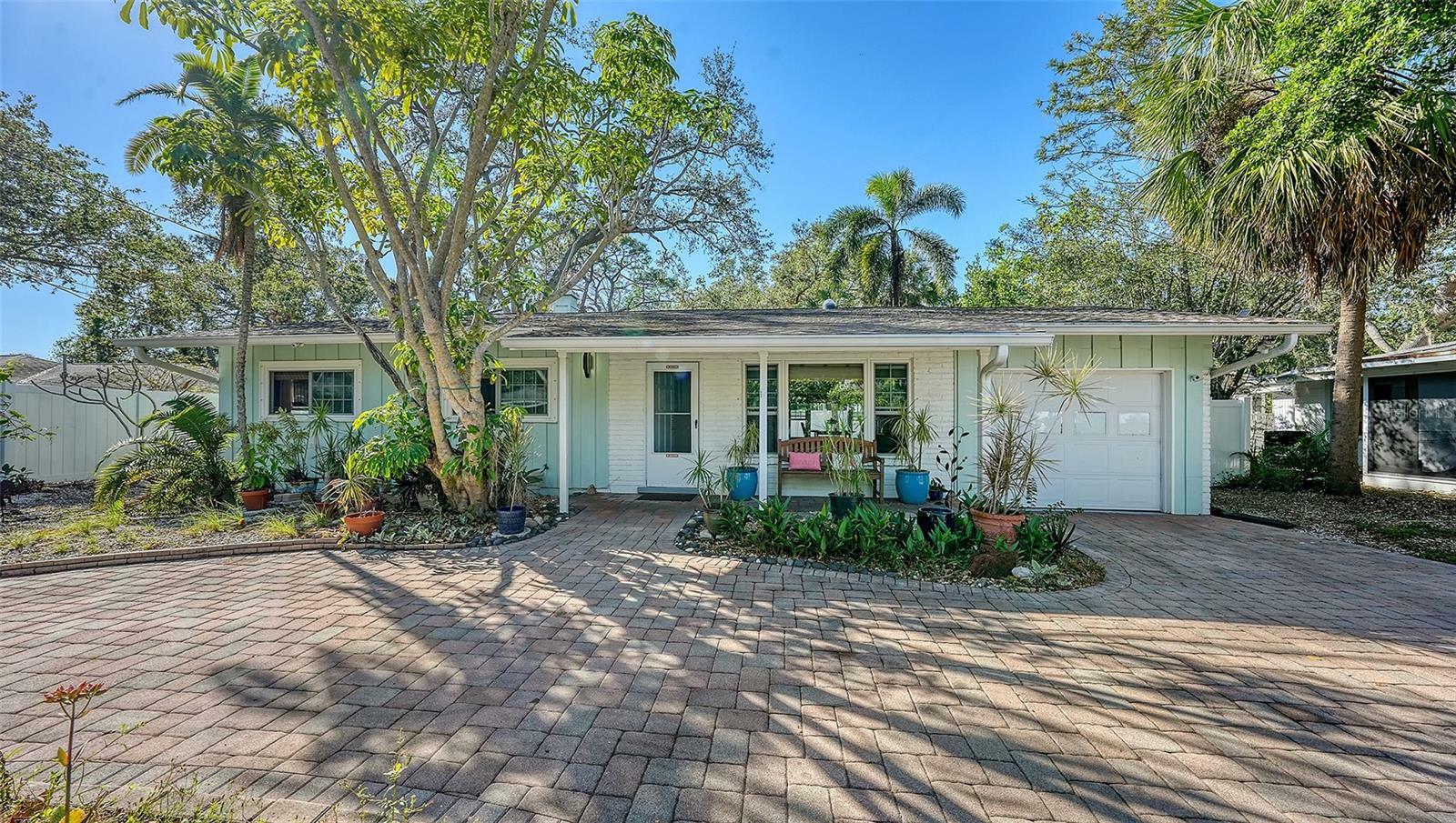 1310 Pomelo Avenue  Sarasota FL 34239 photo