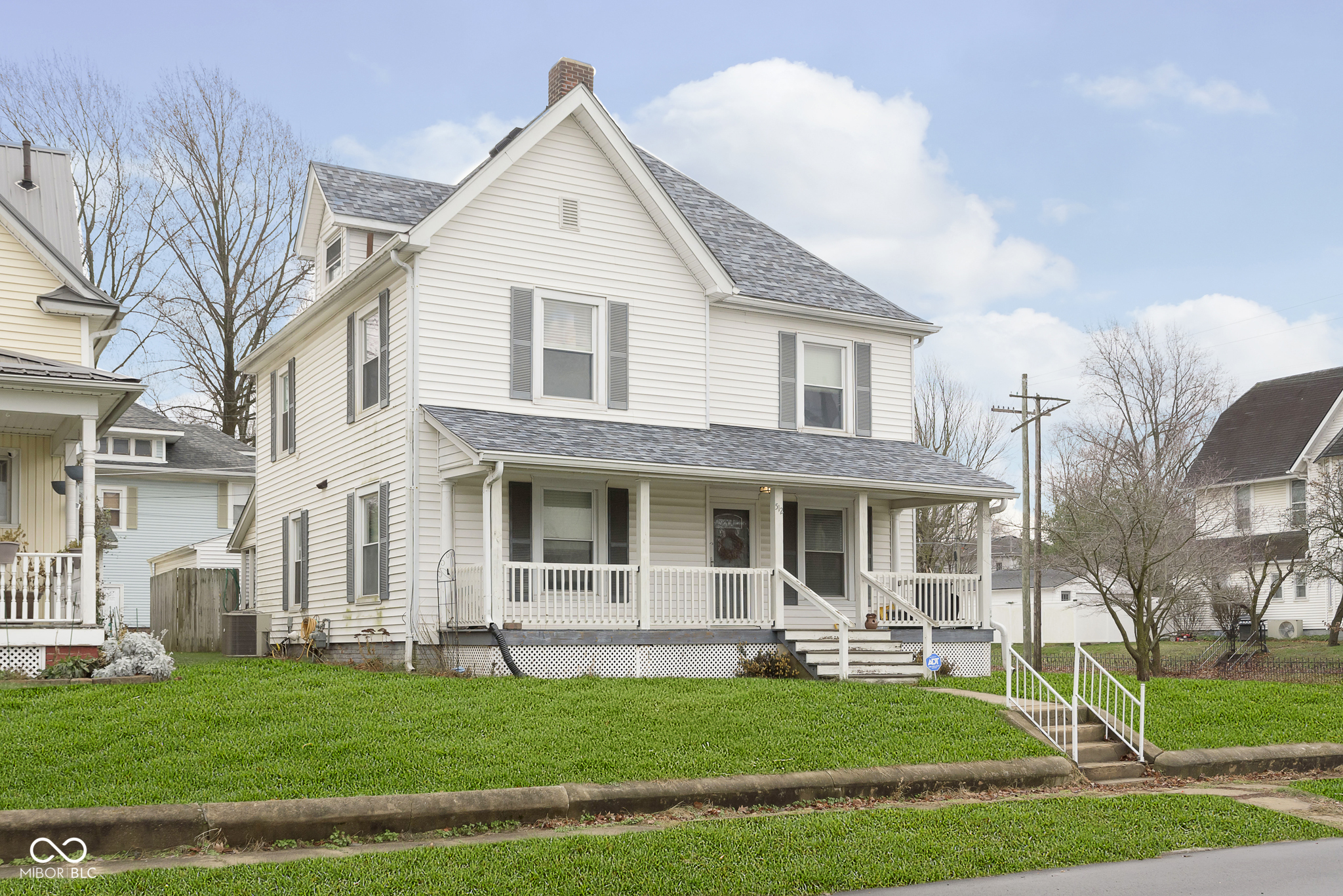 Property Photo:  512 S Green Street  IN 47933 