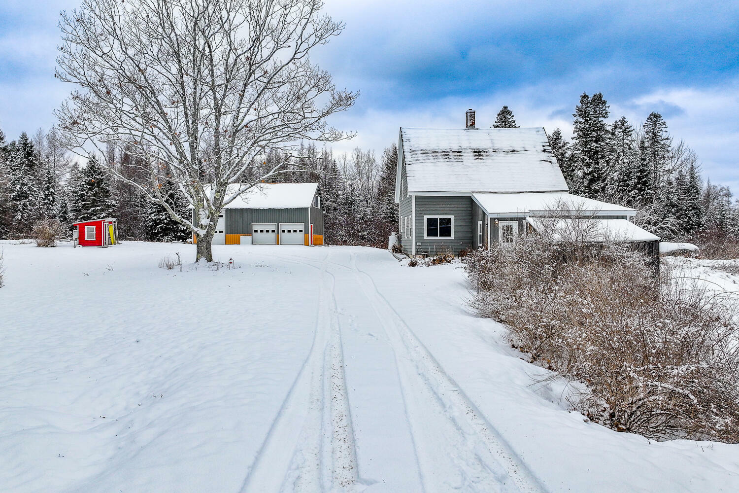 Property Photo:  283 Gilpin Road  ME 04472 