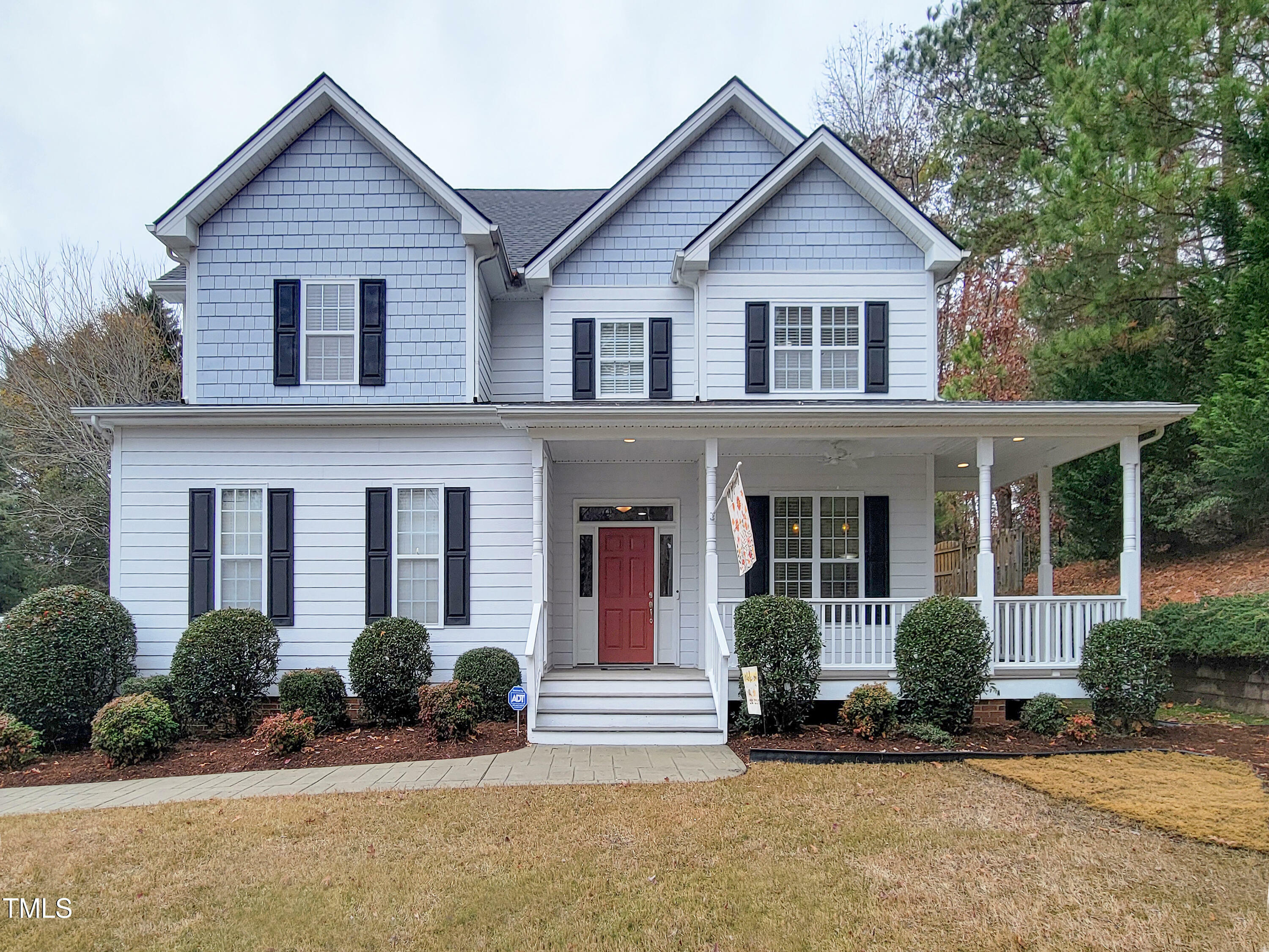 Property Photo: 1003 Sweetwater Red Court NC 27502