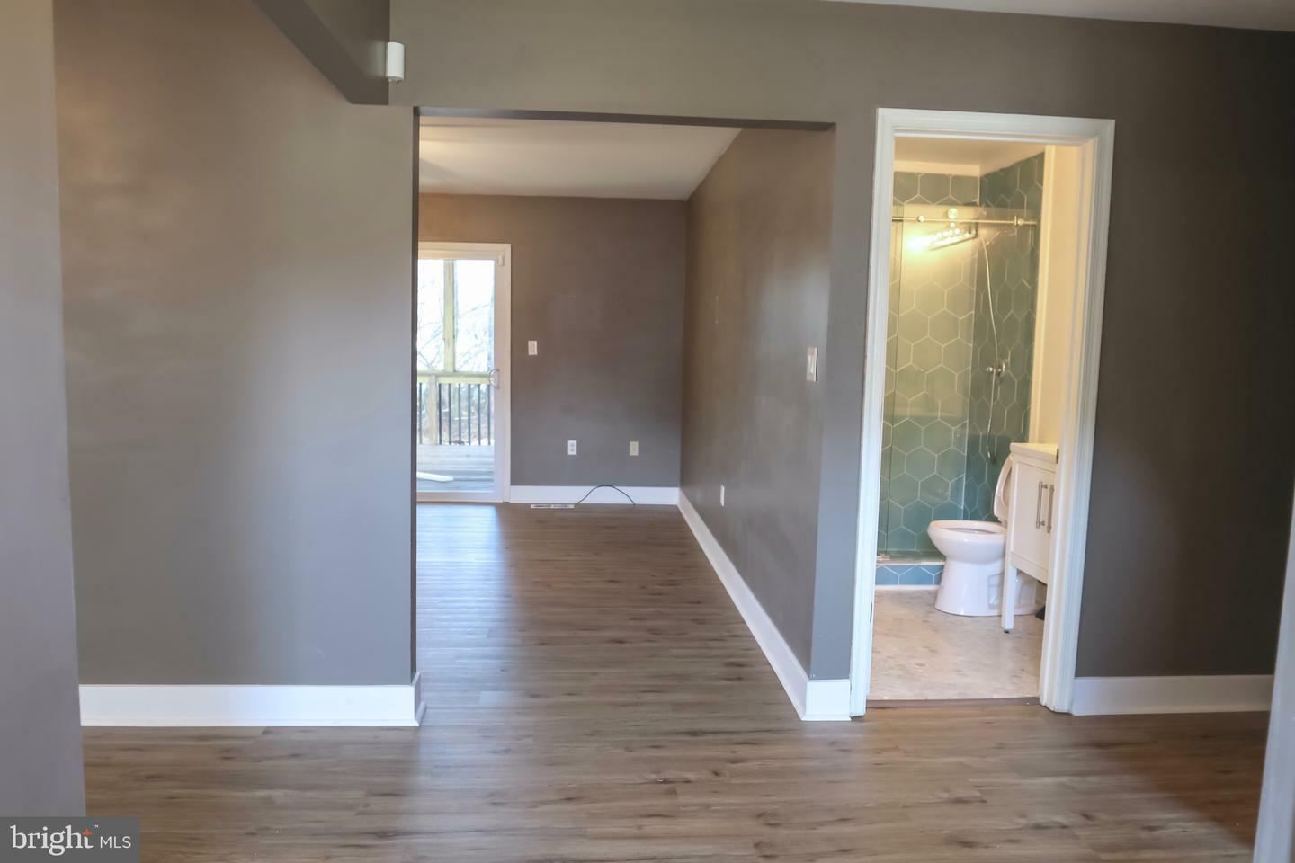 Property Photo: 700 E Upland Court MD 21801