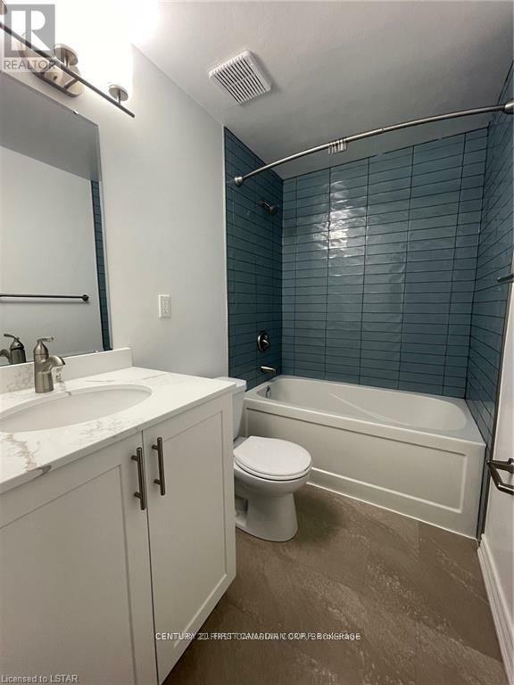 Property Photo: 294 Saulsbury Street 304 ON N7G 2B2